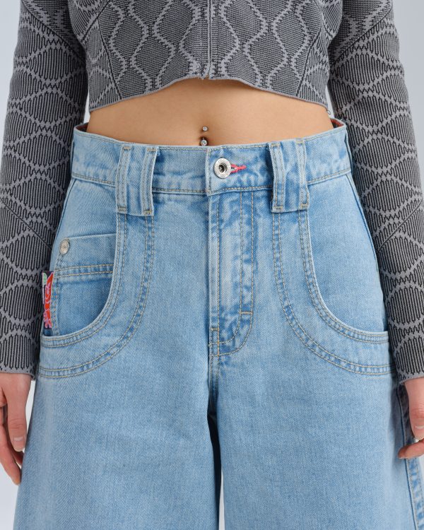 JNCO_ECCOMS_01-30-250765